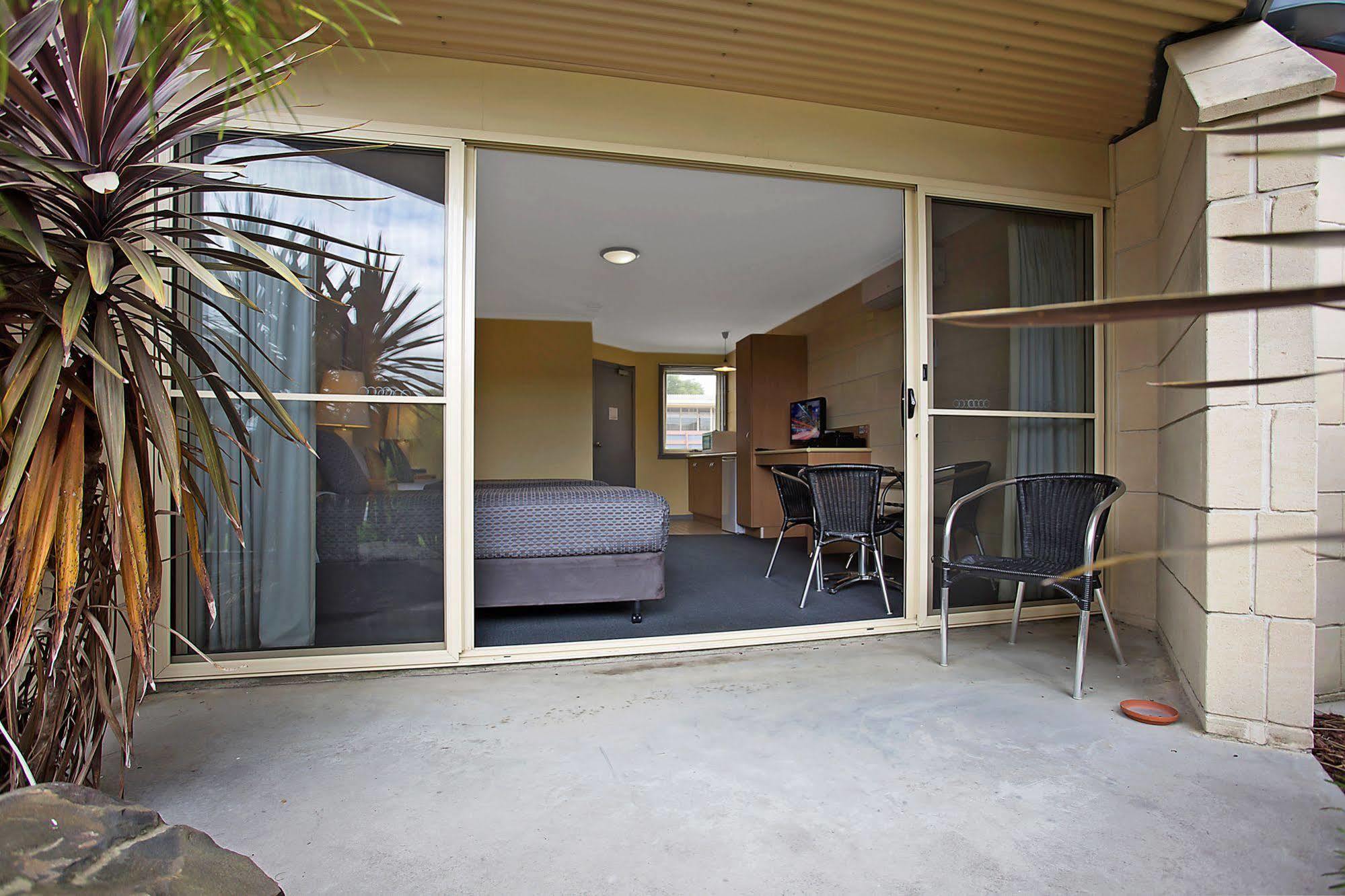 Portside Port Campbell
